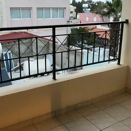 Lovely Entire In Great Location! *